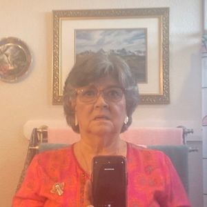 Meet your Posher, Lynda